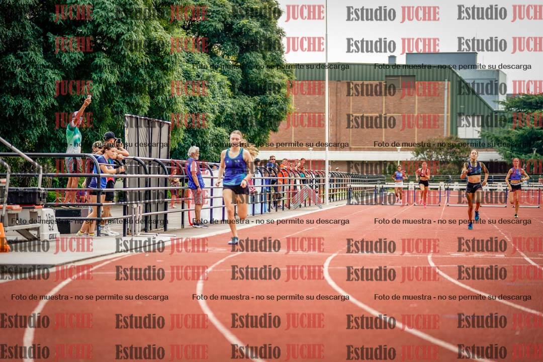 Fotos de los 400 m con vallas de mujeres
