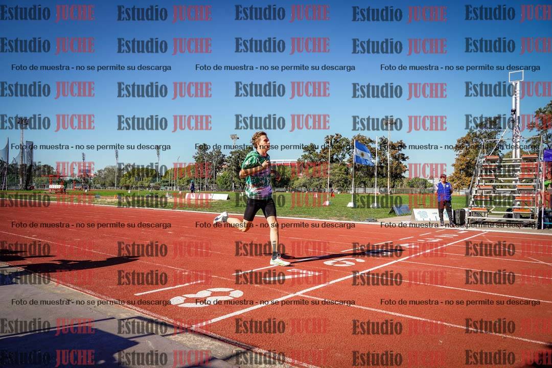Fotos de los 400 m llanos de varones