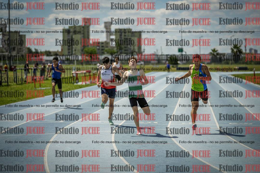 Fotos de los 400 m llanos de varones