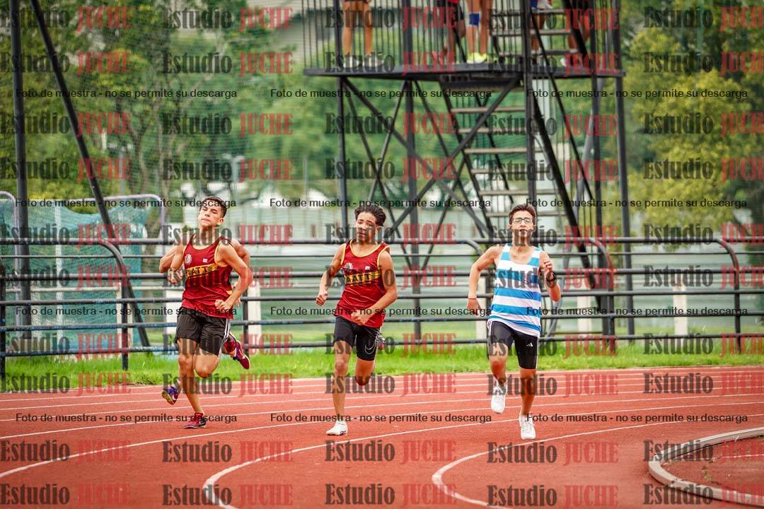 Fotos de los 400 m llanos de varones