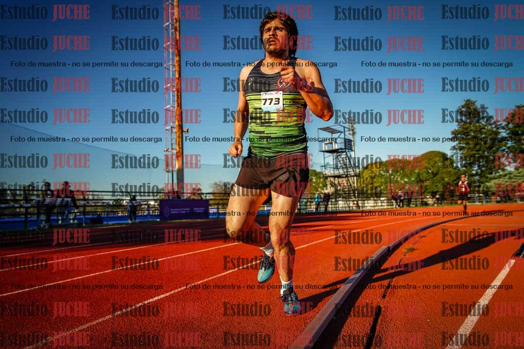 Fotos de los 3000 m llanos de varones