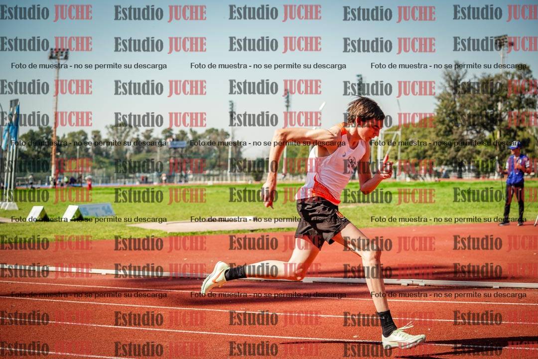 Fotos de los 400 m llanos de varones