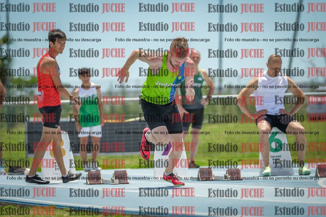Fotos de los 100 m llanos de varones