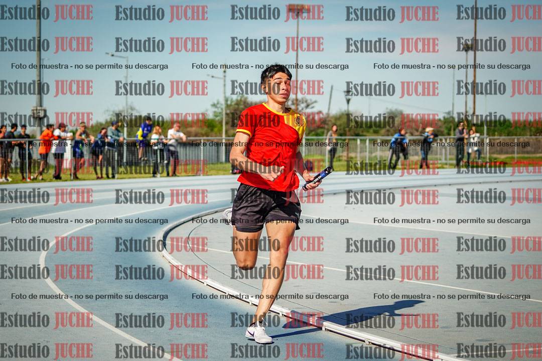 Fotos de las postas 8x300 m mixtas
