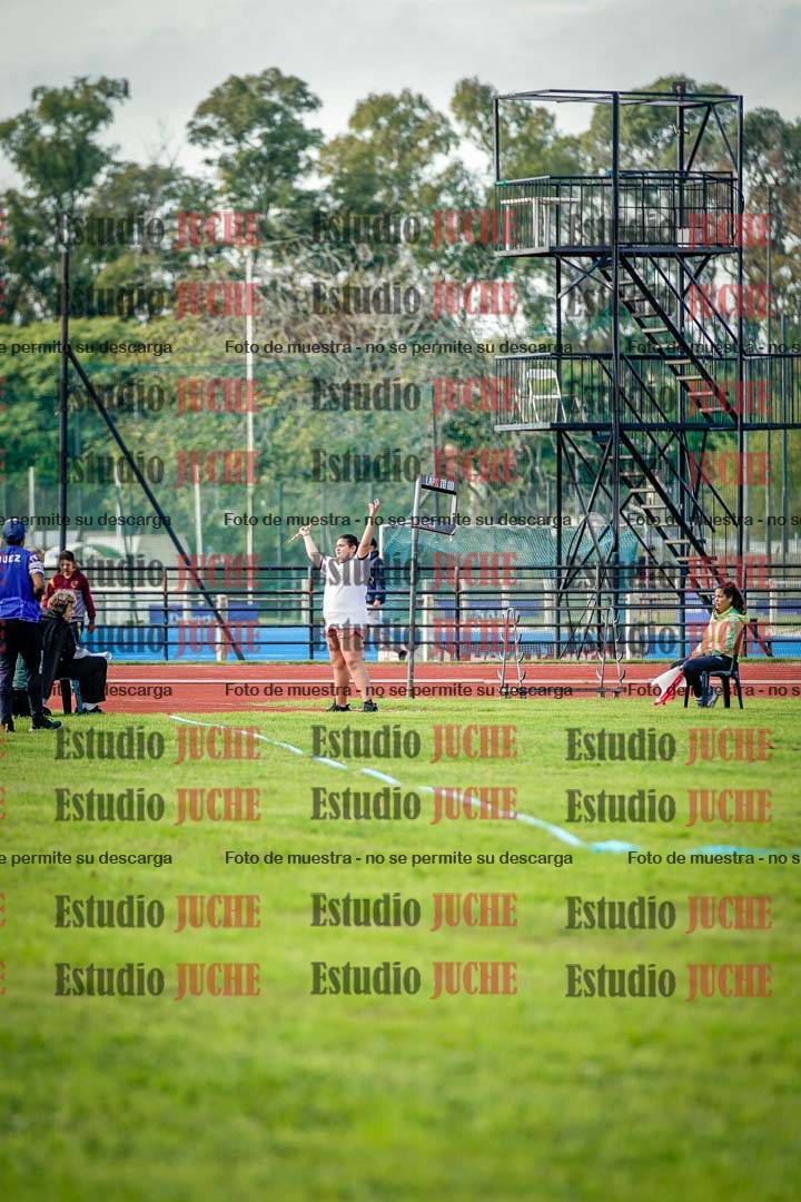 Fotos del lanzamiento de jabalina de mujeres y varones - U14