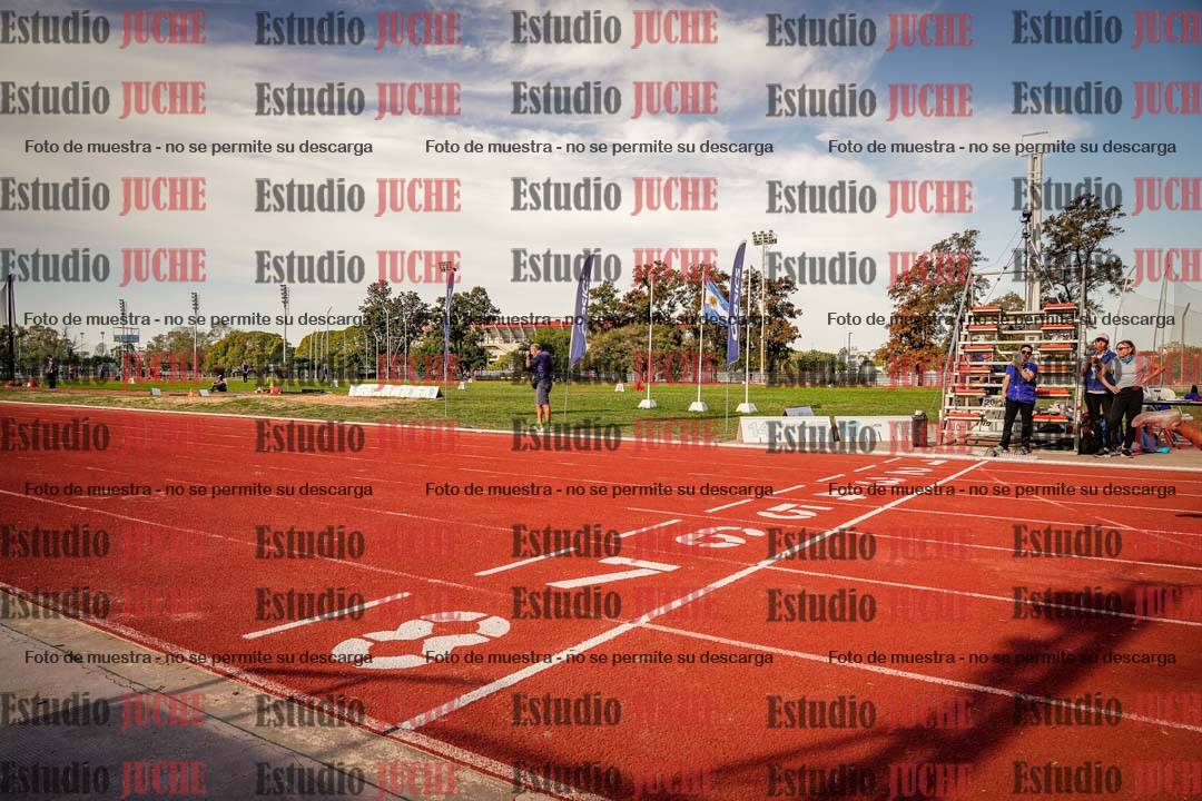 Fotos de los 400 m llanos de varones