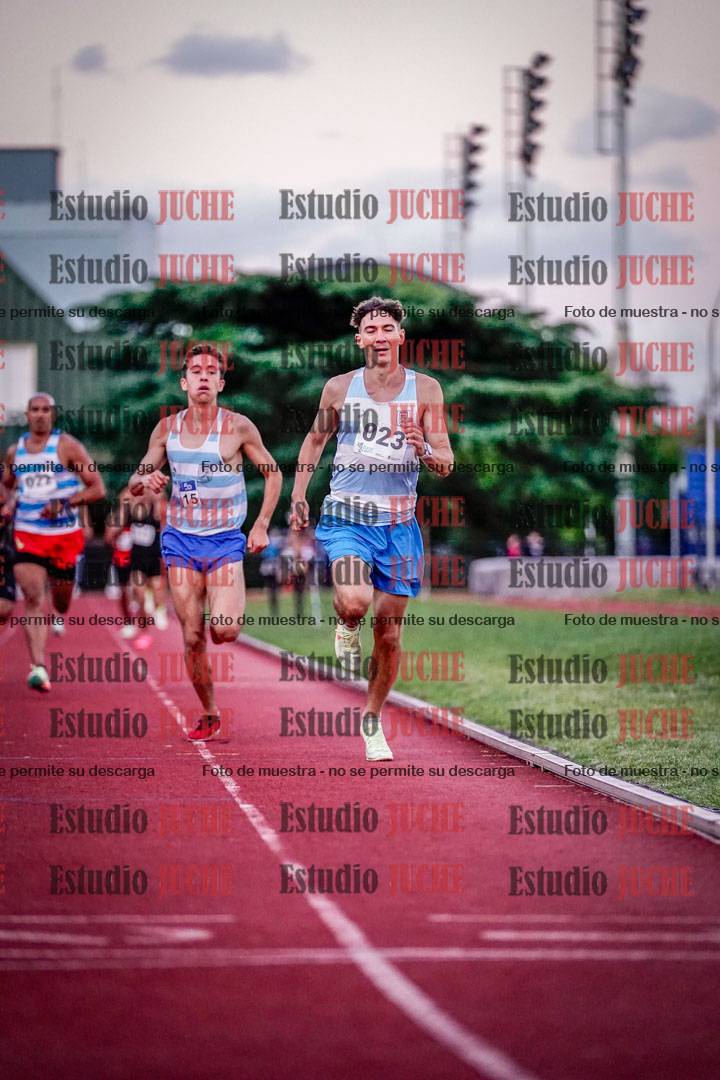 Fotos de los 1500 m llanos de varones