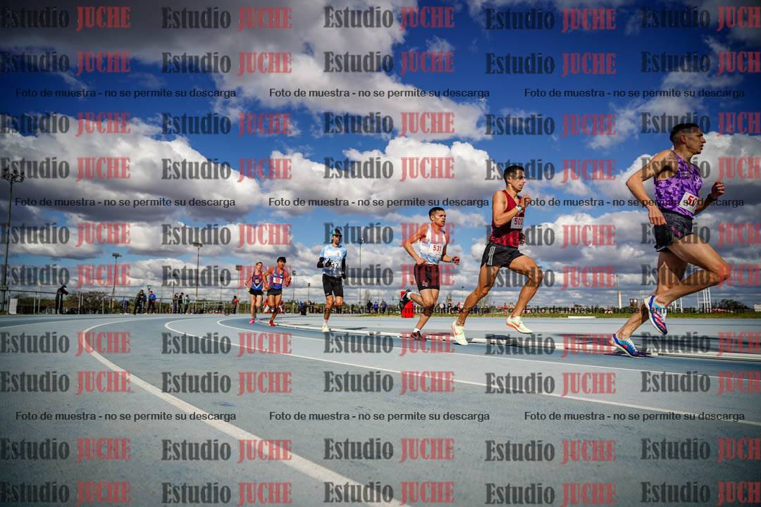 Fotos de los 5000 m llanos de varones