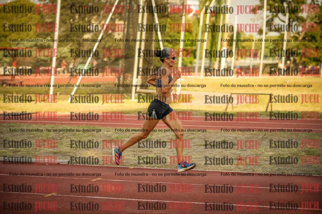 Fotos de los 5000 m llanos de mujeres y varones