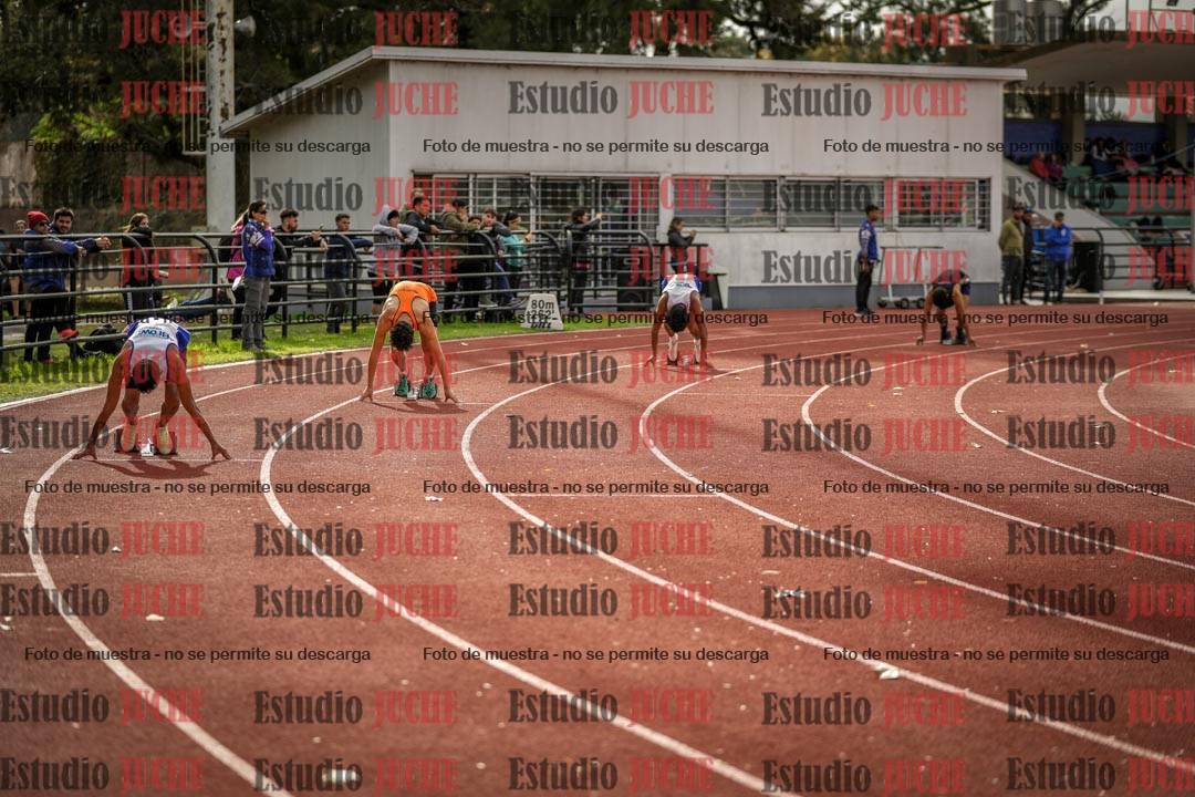Fotos de los 400 m llanos de varones