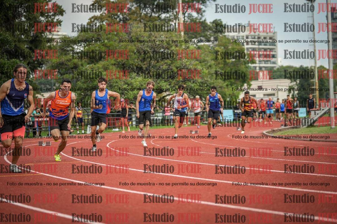 Fotos de los 200 m llanos de varones