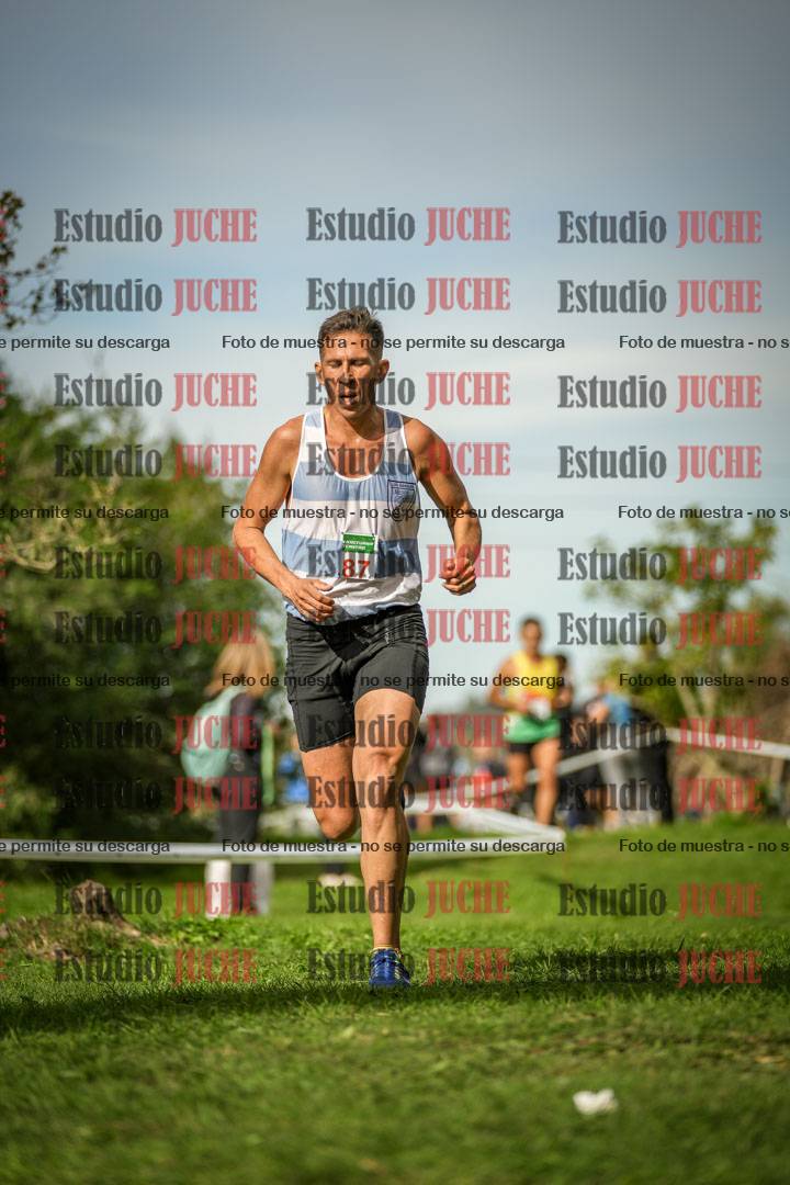 Fotos de la llegada del cross de 8000 m