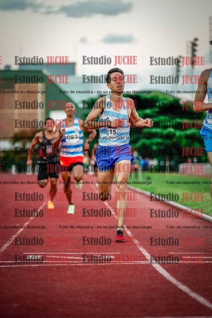 Fotos de los 1500 m llanos de varones