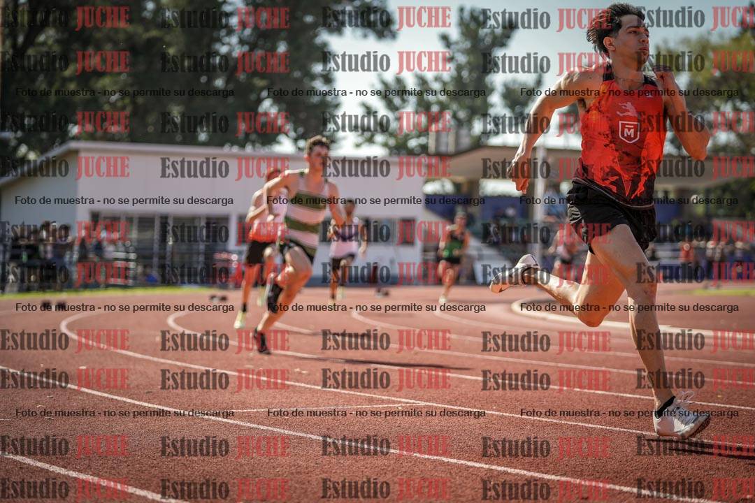 Fotos de los 400 m llanos de varones