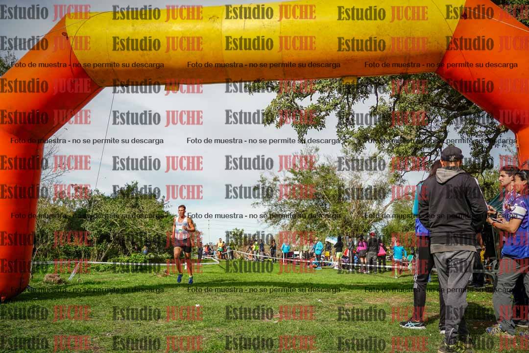Fotos de la llegada del cross de 8000 m