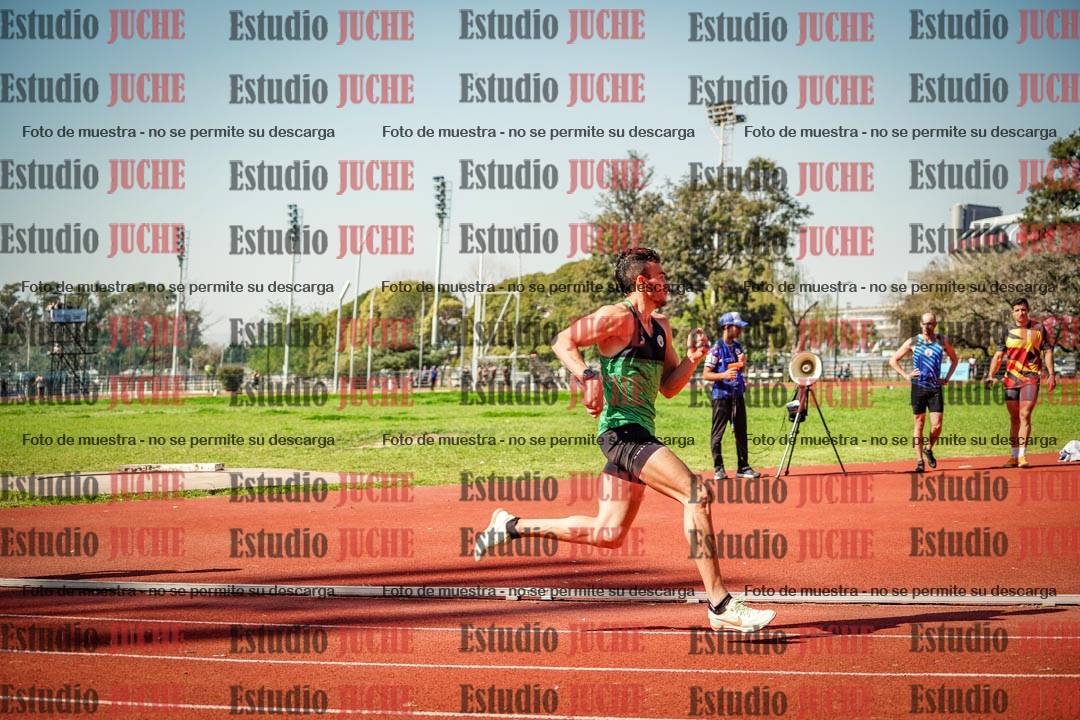 Fotos de los 400 m llanos de varones