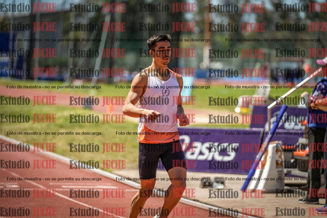Fotos de los 400 m llanos de varones