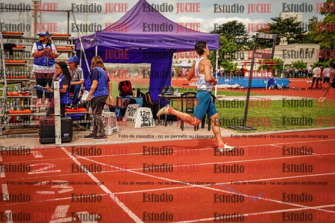 Fotos de los 800 m de varones