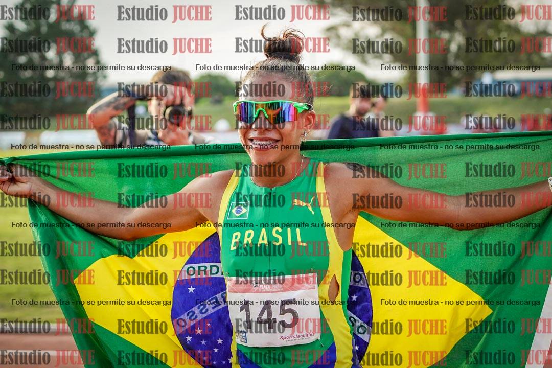 Fotos de algunos extras y podios del día 1