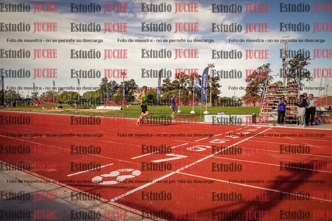 Fotos de los 400 m llanos de varones