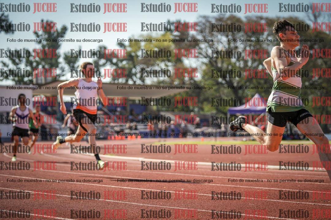 Fotos de los 400 m llanos de varones