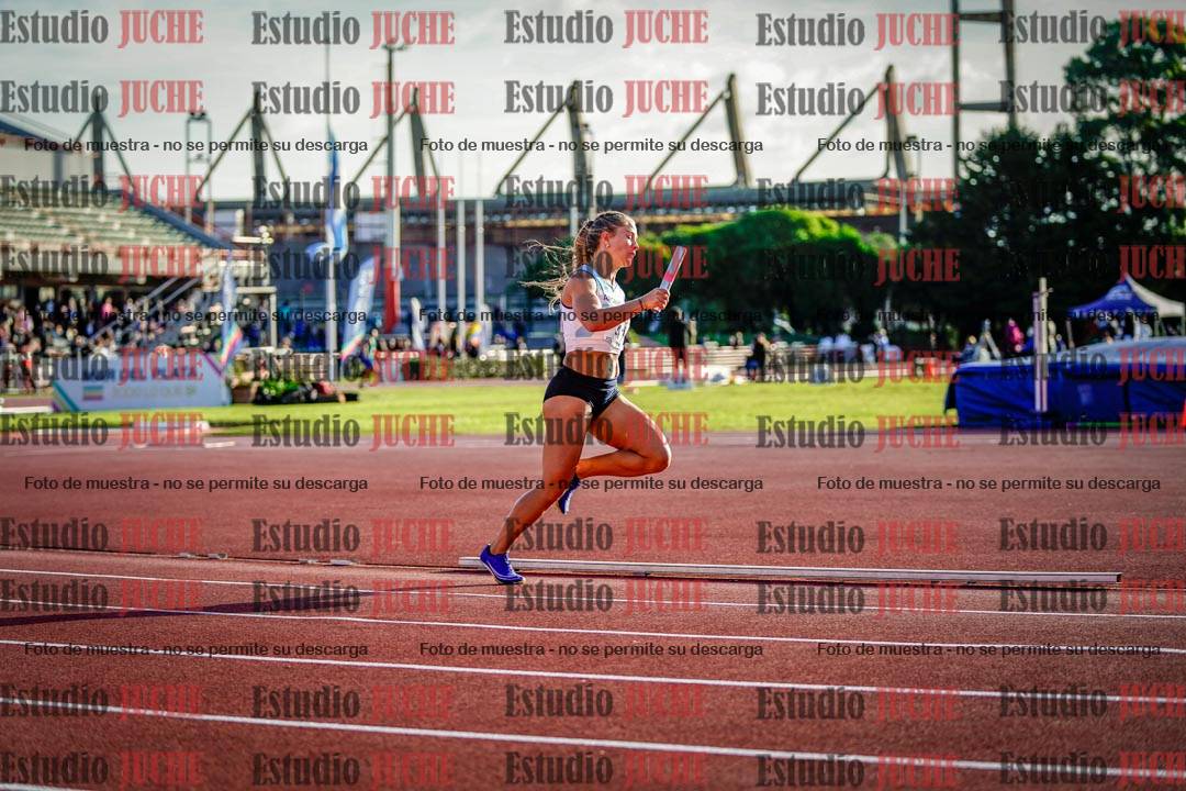 Fotos de los relevos 4x100 m de mujeres