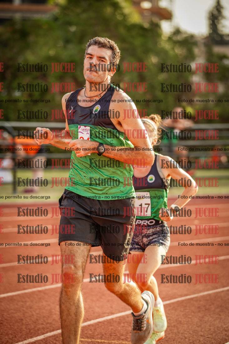 Fotos de los 5000 m llanos de mujeres y varones