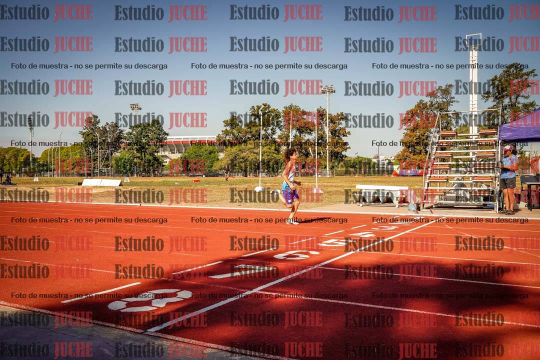 Fotos de los 400 m llanos de varones