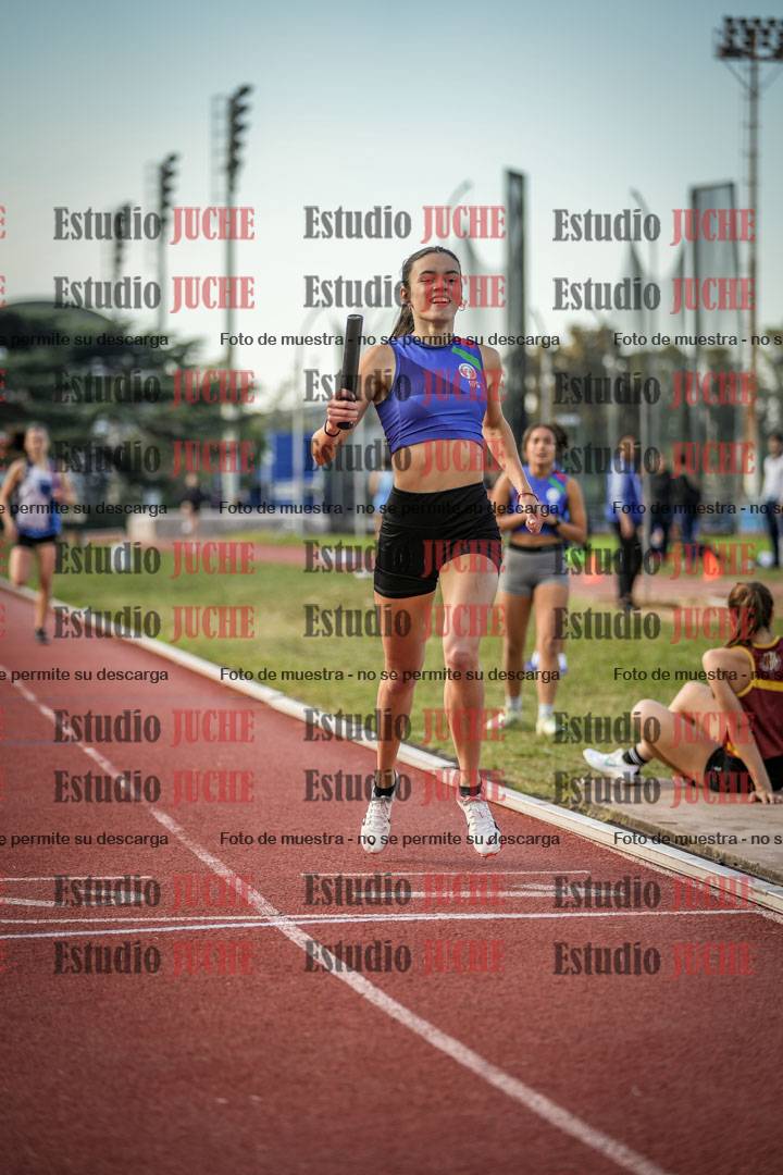 Fotos de las postas 4x400 m llanos de mujeres