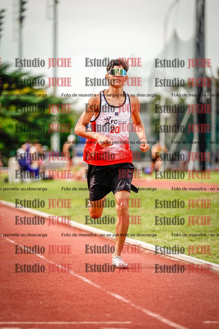 Fotos de los 800 m de varones