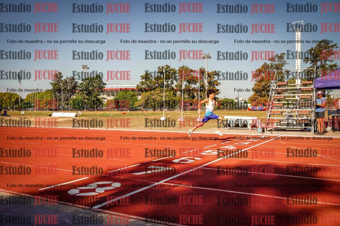Fotos de los 400 m llanos de varones