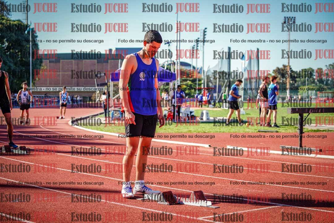 Fotos de los 400 m llanos de varones