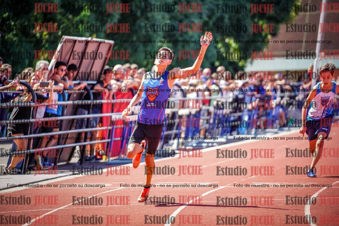 Fotos de los 80 m de varones