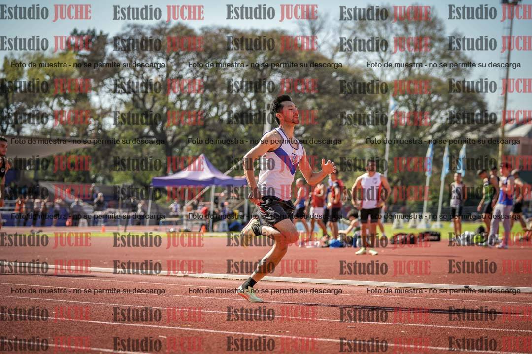 Fotos de los 400 m llanos de varones