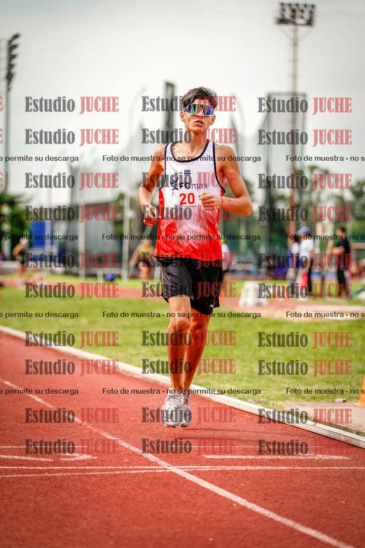 Fotos de los 800 m de varones