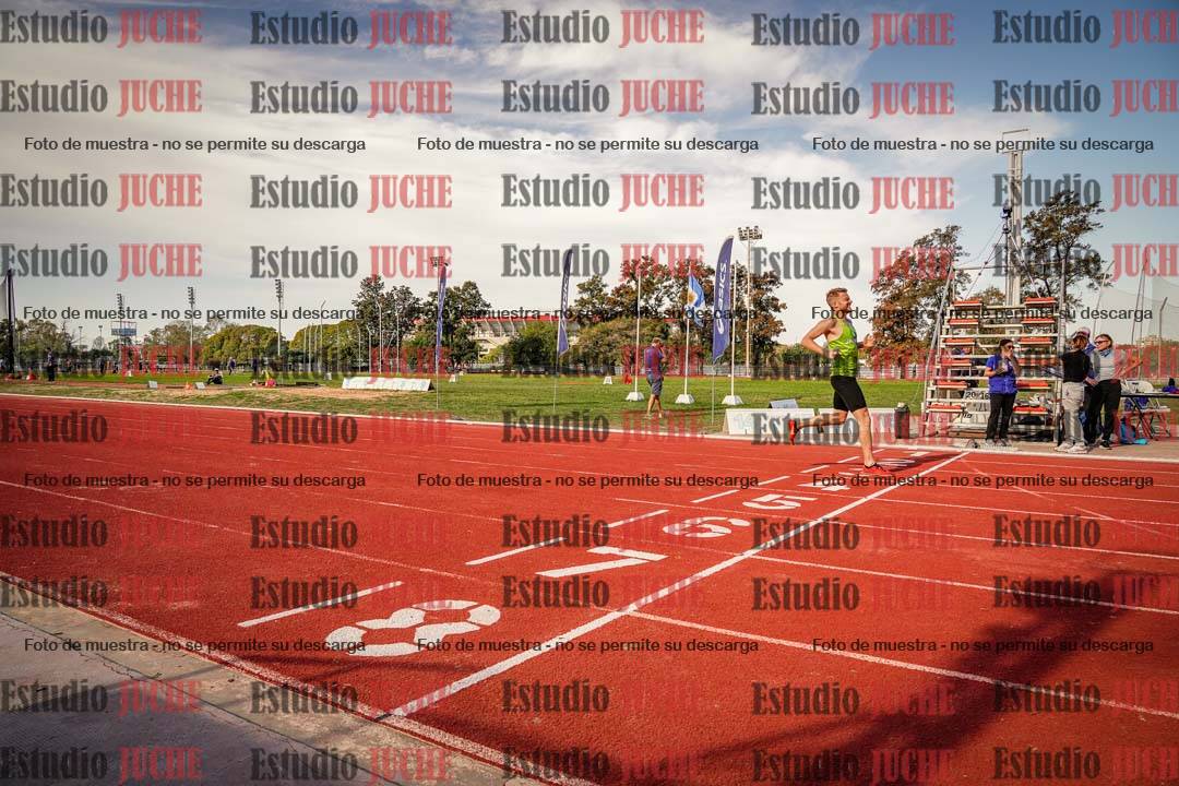 Fotos de los 400 m llanos de varones