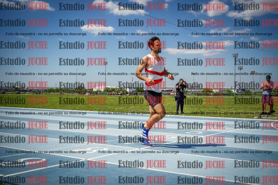 Fotos de los 400 m llanos de varones