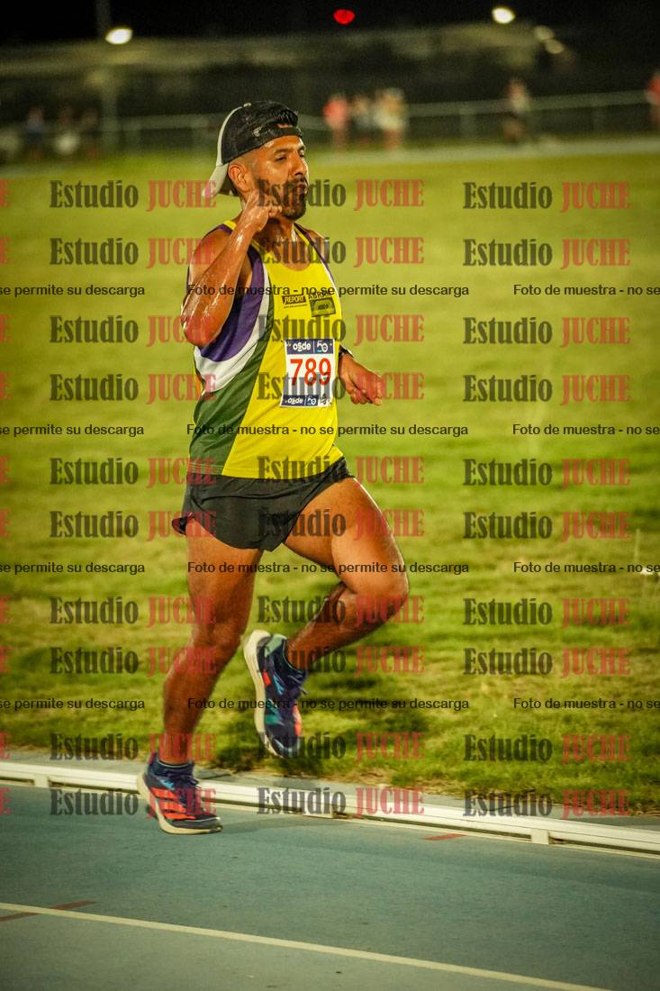Fotos de los 3000 m llanos de varones