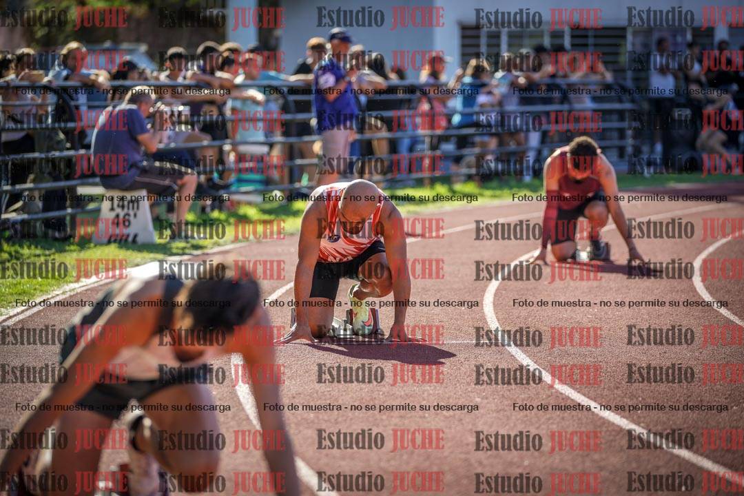 Fotos de los 400 m llanos de varones