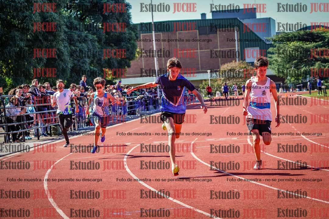 Fotos de los 80 m de varones