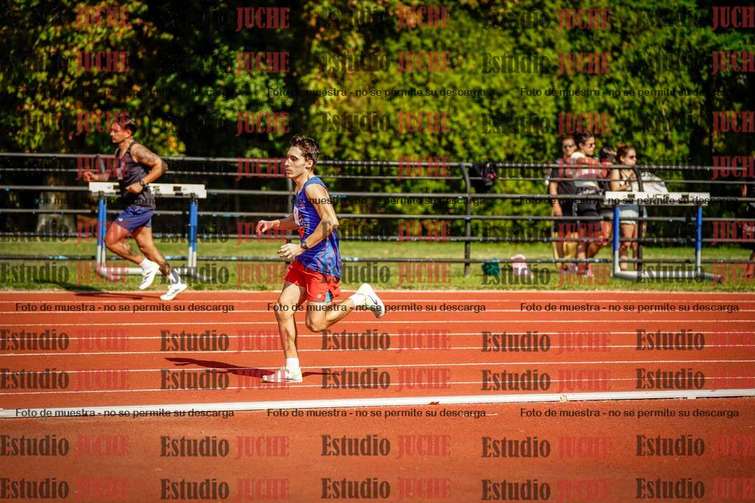 Fotos de los 800 m llanos de varones