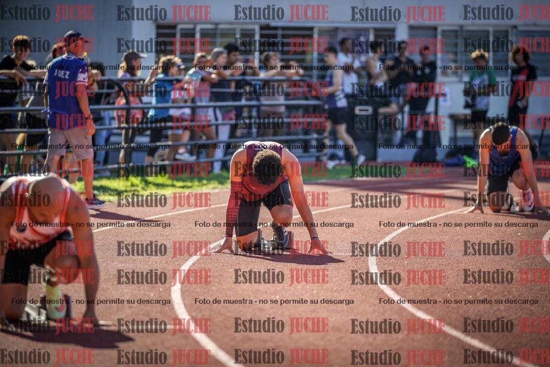 Fotos de los 400 m llanos de varones