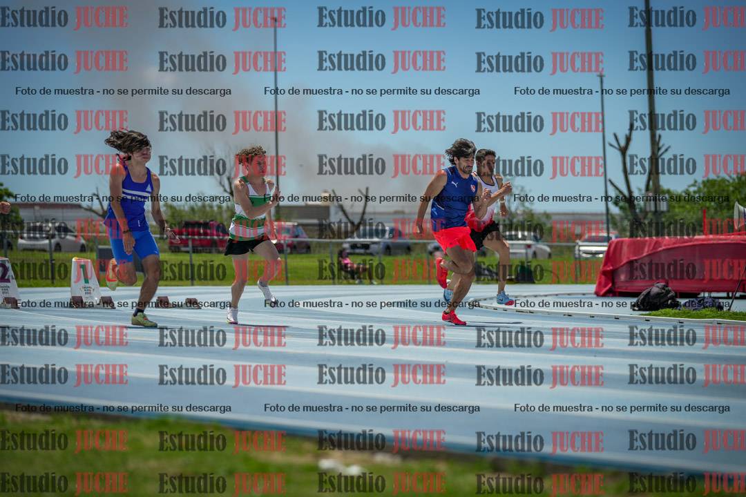 Fotos de los 100 m llanos de varones