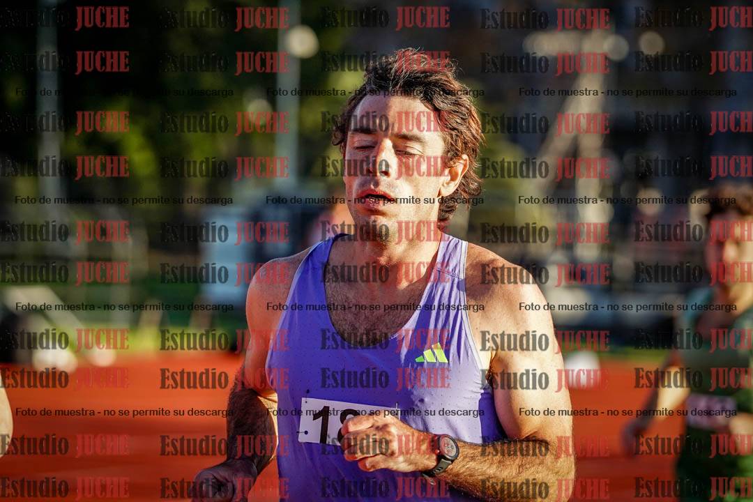 Fotos de los 3000 m llanos de varones