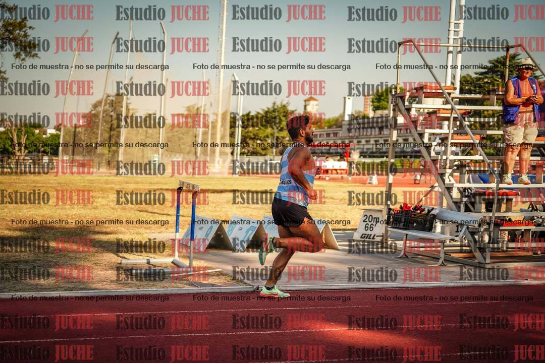 Fotos de los 800 m llanos de varones