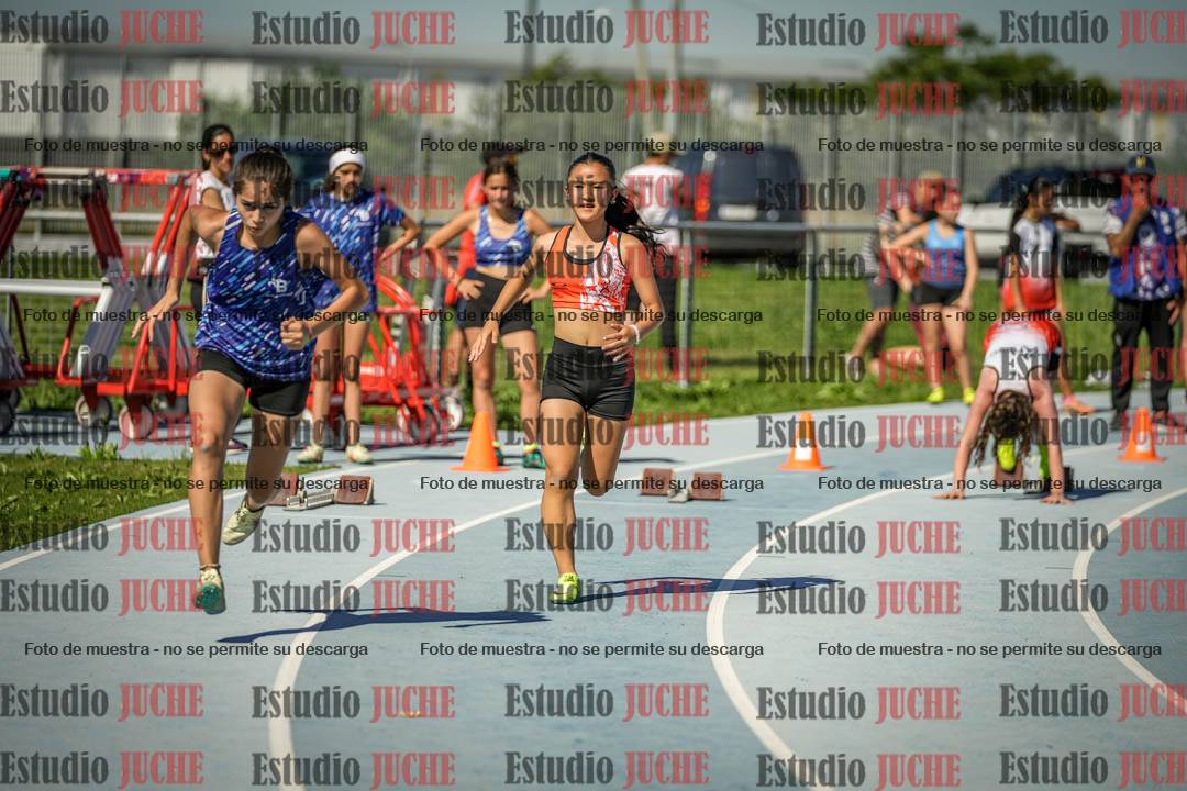 Fotos de los 150 m llanos de mujeres