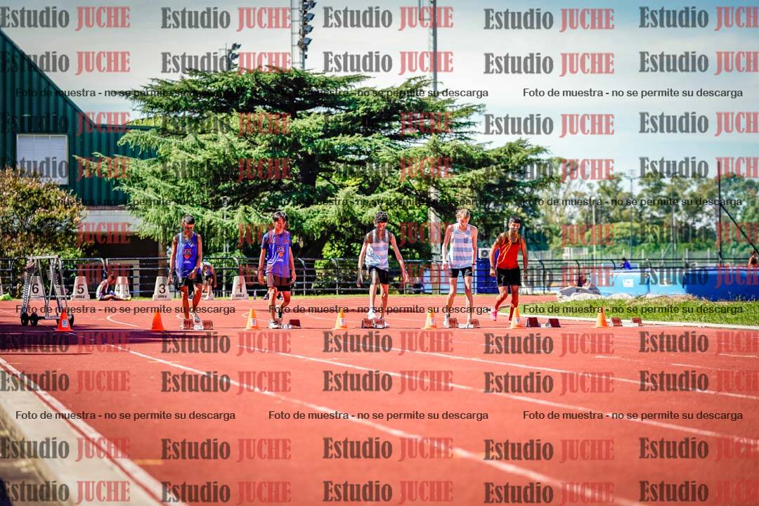 Fotos de los 80 m de varones