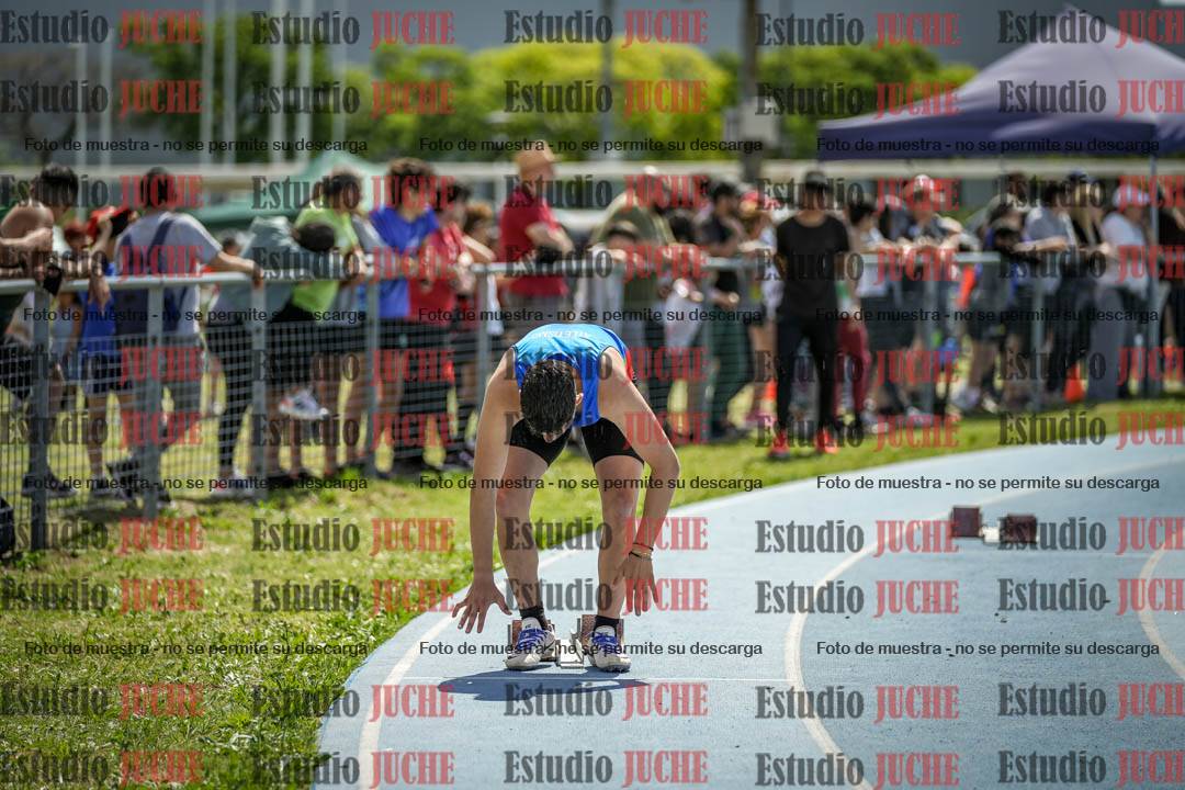 Fotos de los 400 m llanos de varones