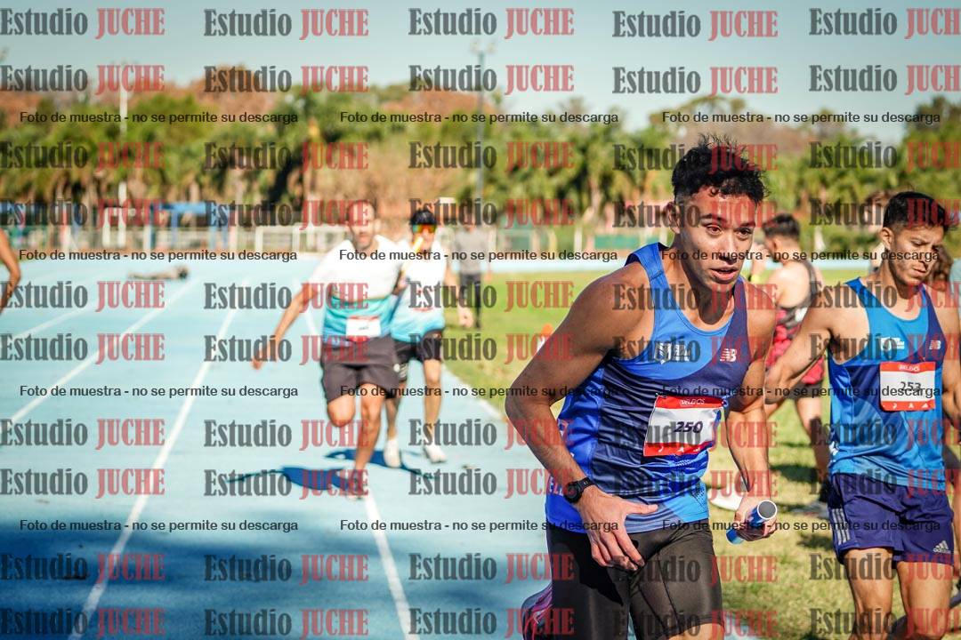 Fotos durante los relevos