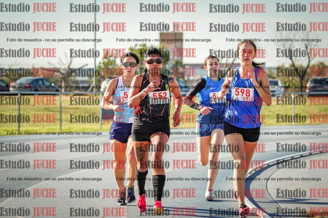 Fotos de los 1500 m llanos de mujeres